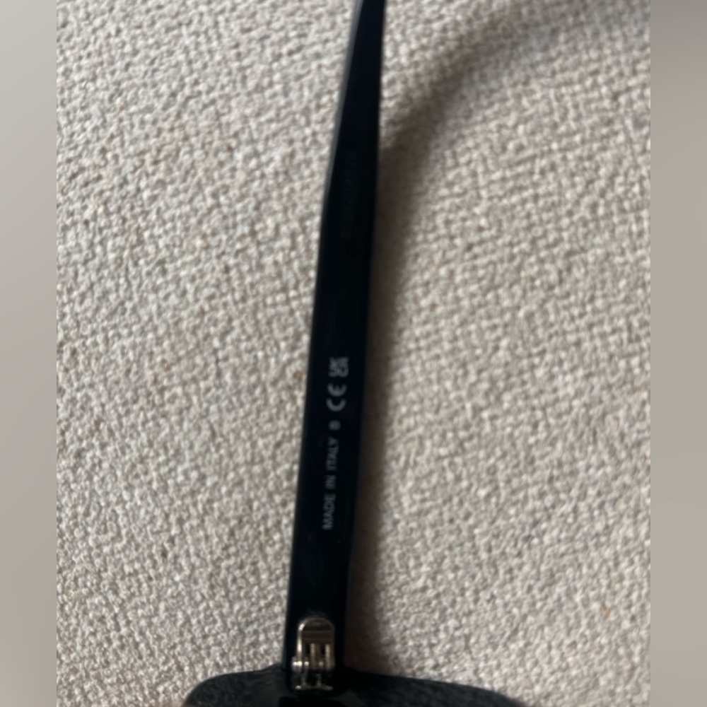 CHANEL
Acetate Strass Polarized Square Sunglasses 5422-B-A Black - Picture 7 of 7